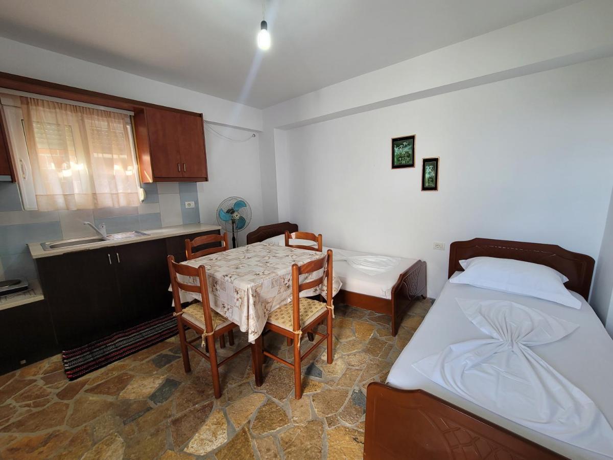 Petrefi Apartments Ksamil Ngoại thất bức ảnh