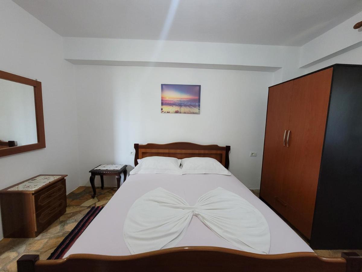 Petrefi Apartments Ksamil Ngoại thất bức ảnh