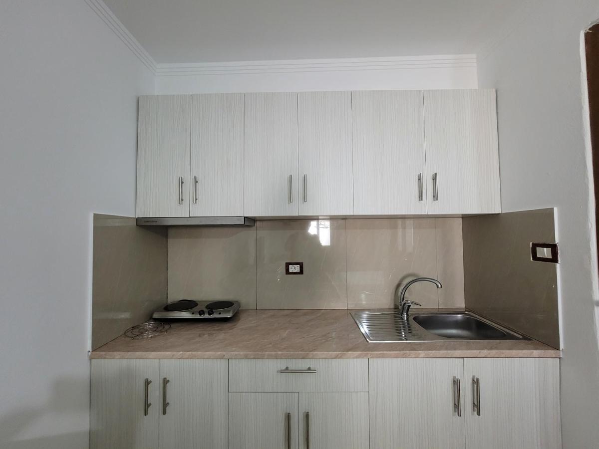 Petrefi Apartments Ksamil Ngoại thất bức ảnh
