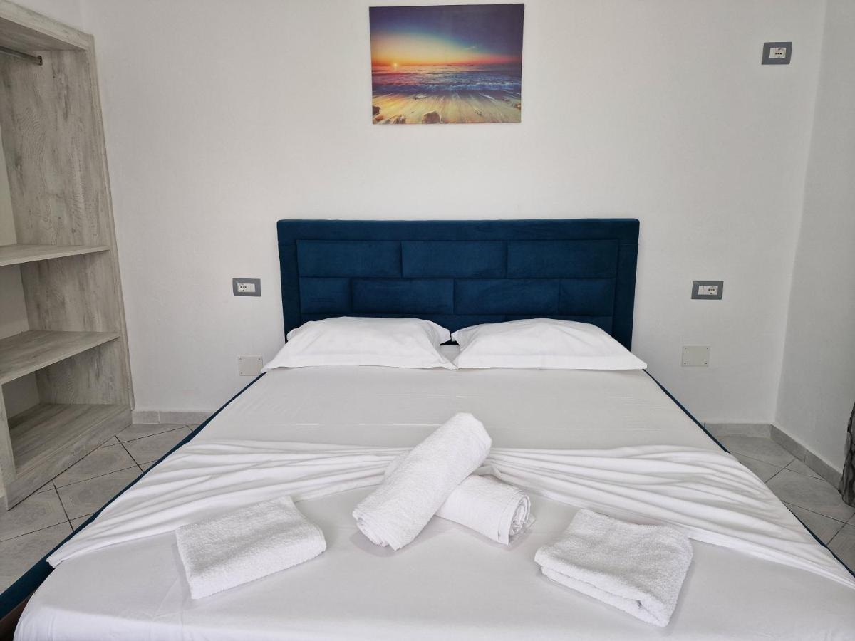 Petrefi Apartments Ksamil Ngoại thất bức ảnh
